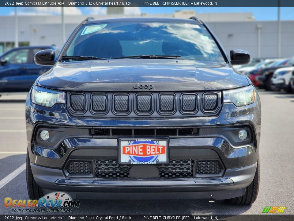 2022 Jeep Compass Latitude 4x4 Diamond Black Crystal Pearl / Black Photo #2