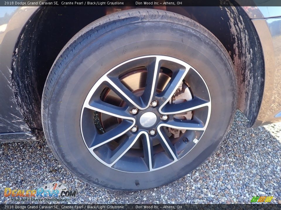 2018 Dodge Grand Caravan SE Granite Pearl / Black/Light Graystone Photo #12