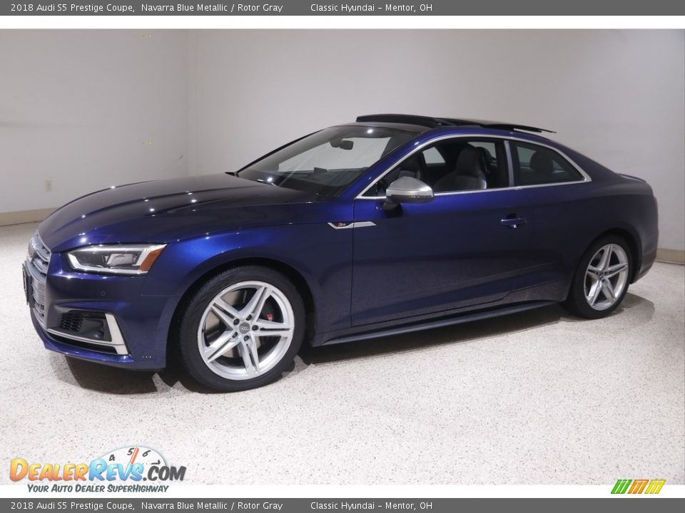 Front 3/4 View of 2018 Audi S5 Prestige Coupe Photo #3