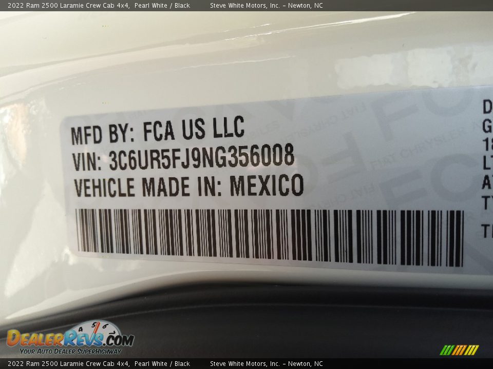 2022 Ram 2500 Laramie Crew Cab 4x4 Pearl White / Black Photo #32