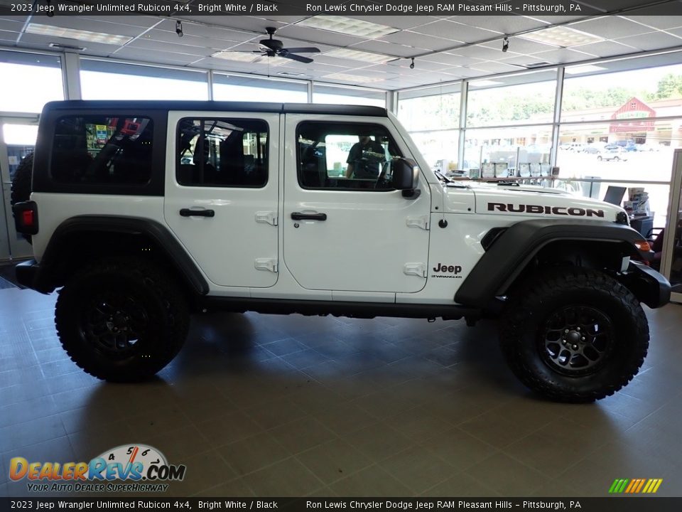 2023 Jeep Wrangler Unlimited Rubicon 4x4 Bright White / Black Photo #7