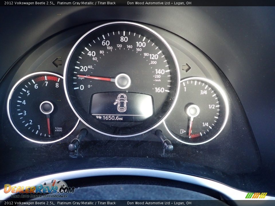 2012 Volkswagen Beetle 2.5L Platinum Gray Metallic / Titan Black Photo #17