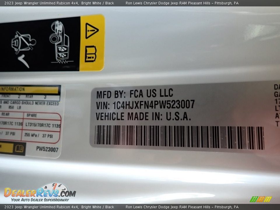 2023 Jeep Wrangler Unlimited Rubicon 4x4 Bright White / Black Photo #15