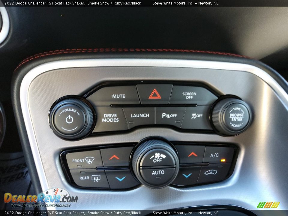 Controls of 2022 Dodge Challenger R/T Scat Pack Shaker Photo #23