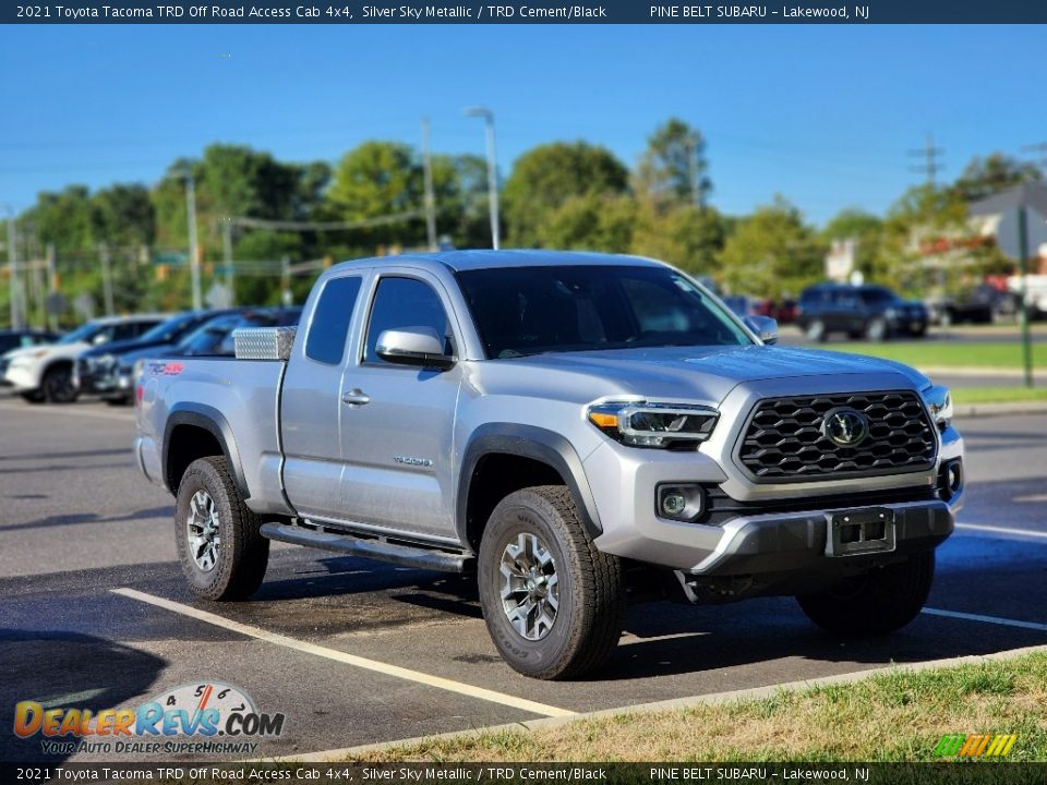 2021 Toyota Tacoma TRD Off Road Access Cab 4x4 Silver Sky Metallic / TRD Cement/Black Photo #4