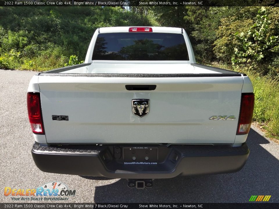 2022 Ram 1500 Classic Crew Cab 4x4 Bright White / Black/Diesel Gray Photo #7