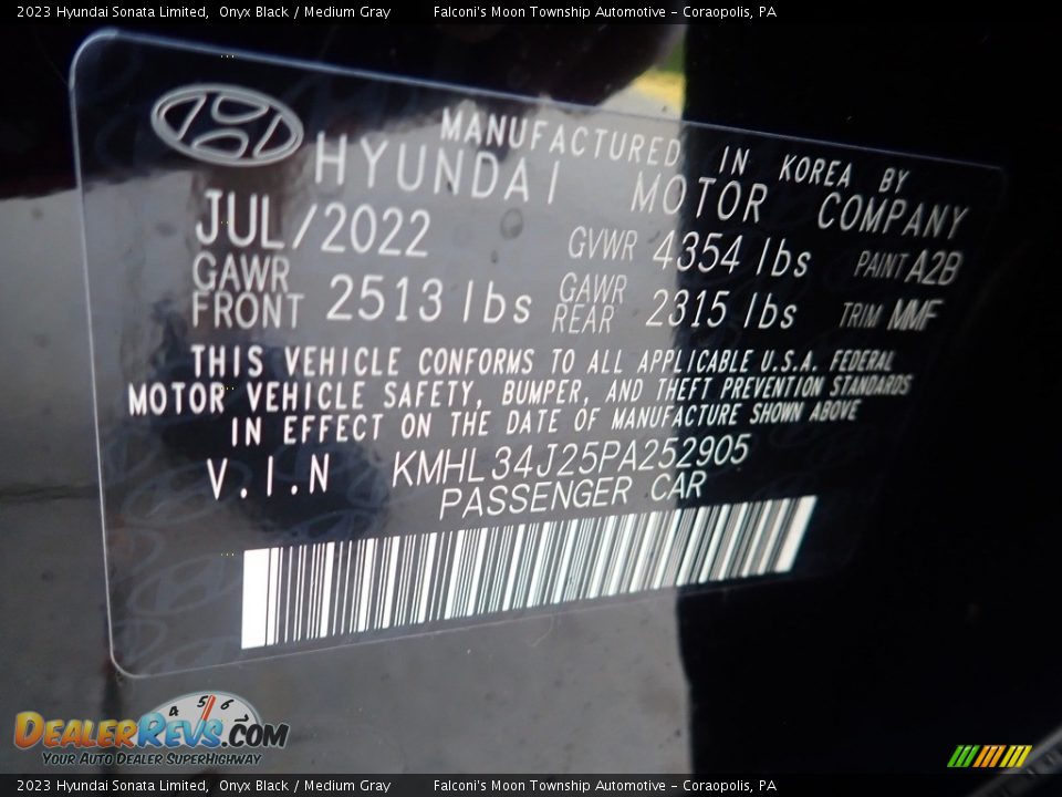 2023 Hyundai Sonata Limited Onyx Black / Medium Gray Photo #18