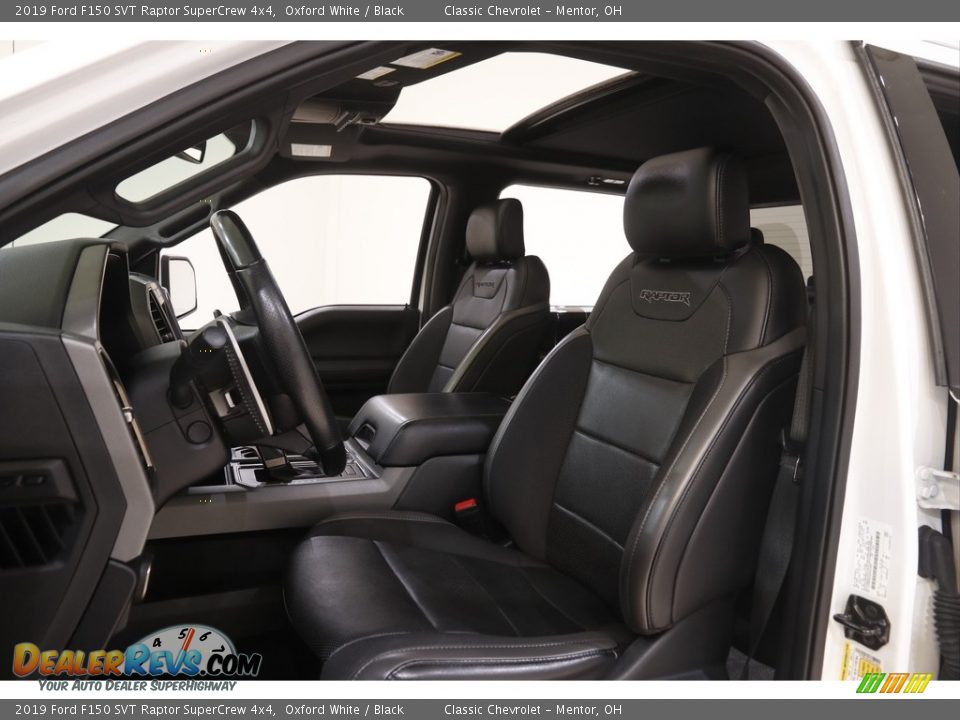 Front Seat of 2019 Ford F150 SVT Raptor SuperCrew 4x4 Photo #6