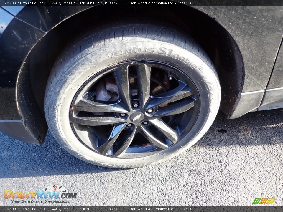 2020 Chevrolet Equinox LT AWD Mosaic Black Metallic / Jet Black Photo #17