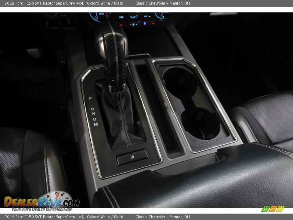 2019 Ford F150 SVT Raptor SuperCrew 4x4 Shifter Photo #17