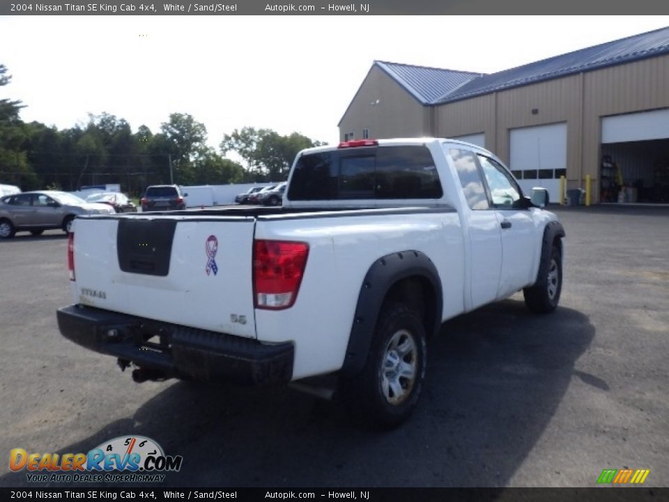 2004 Nissan Titan SE King Cab 4x4 White / Sand/Steel Photo #6