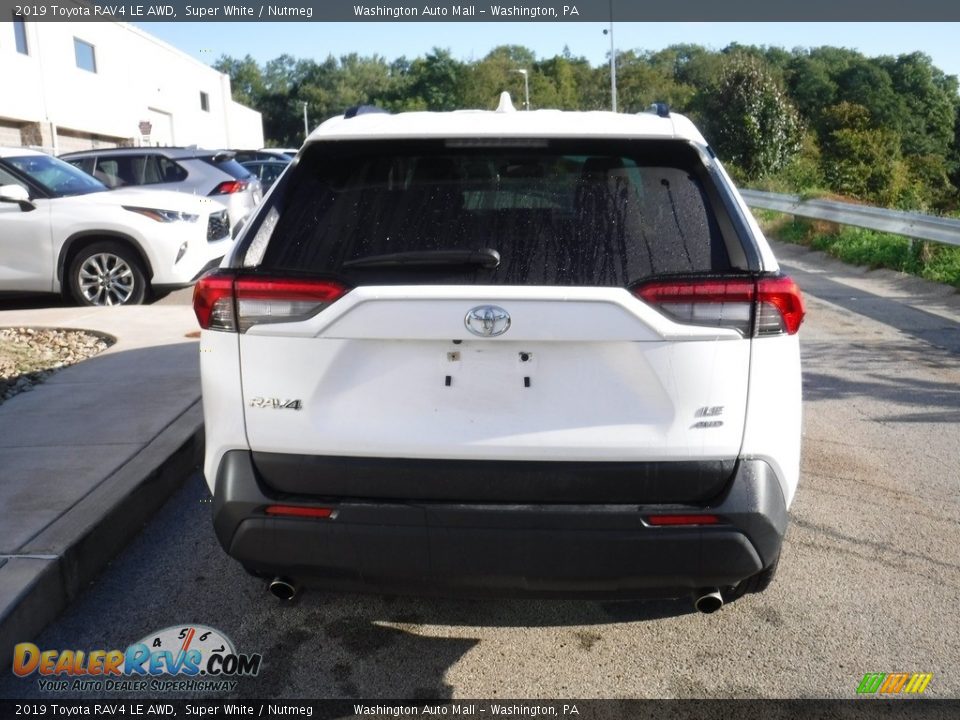 2019 Toyota RAV4 LE AWD Super White / Nutmeg Photo #15