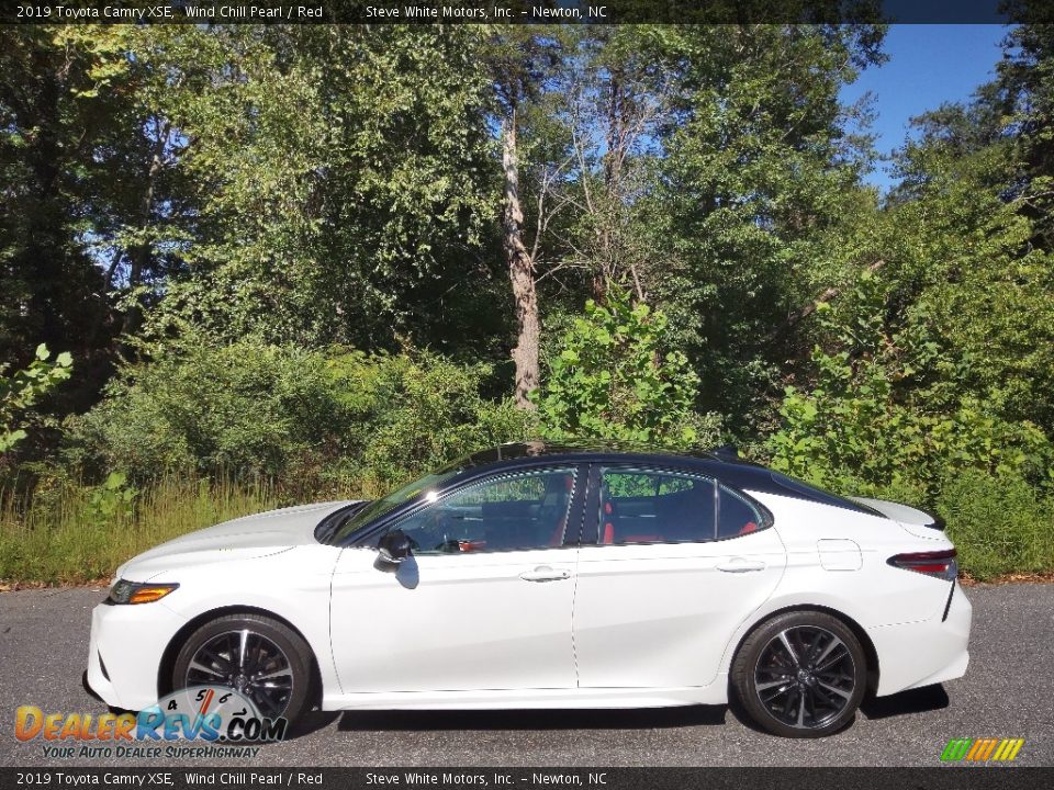 2019 Toyota Camry XSE Wind Chill Pearl / Red Photo #1