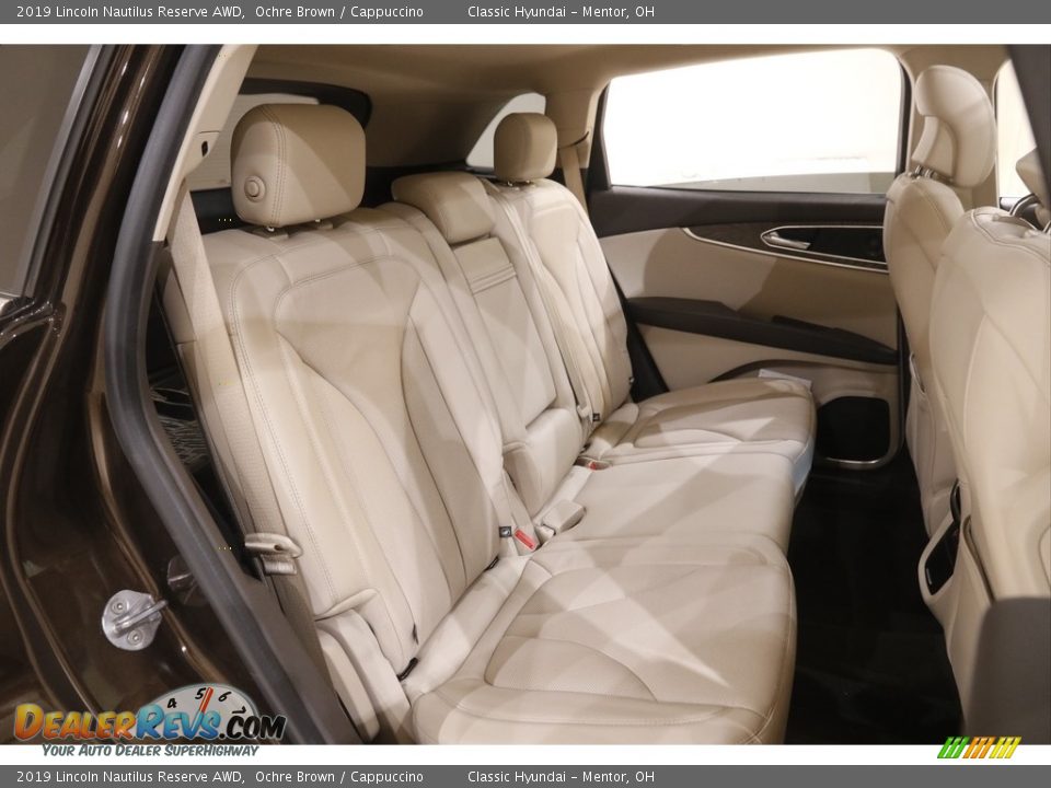 Rear Seat of 2019 Lincoln Nautilus Reserve AWD Photo #23