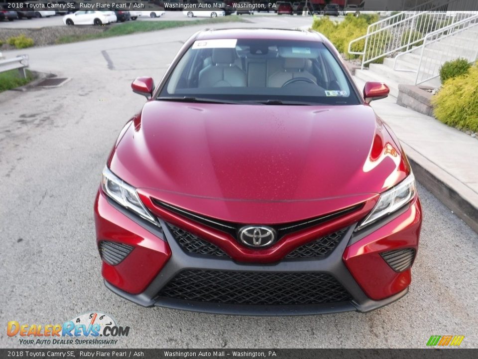 2018 Toyota Camry SE Ruby Flare Pearl / Ash Photo #12