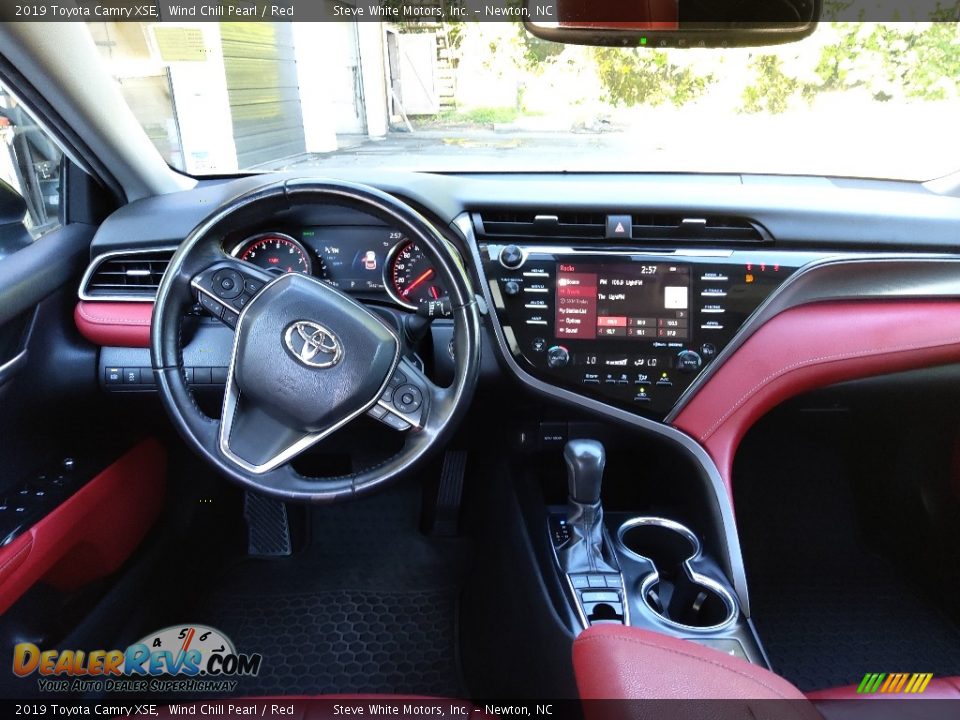 2019 Toyota Camry XSE Wind Chill Pearl / Red Photo #20