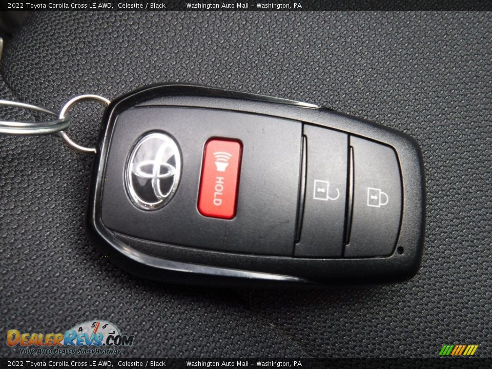 Keys of 2022 Toyota Corolla Cross LE AWD Photo #28