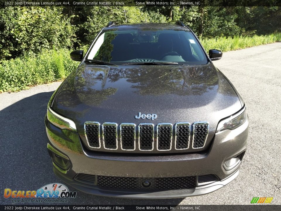 2022 Jeep Cherokee Latitude Lux 4x4 Granite Crystal Metallic / Black Photo #3