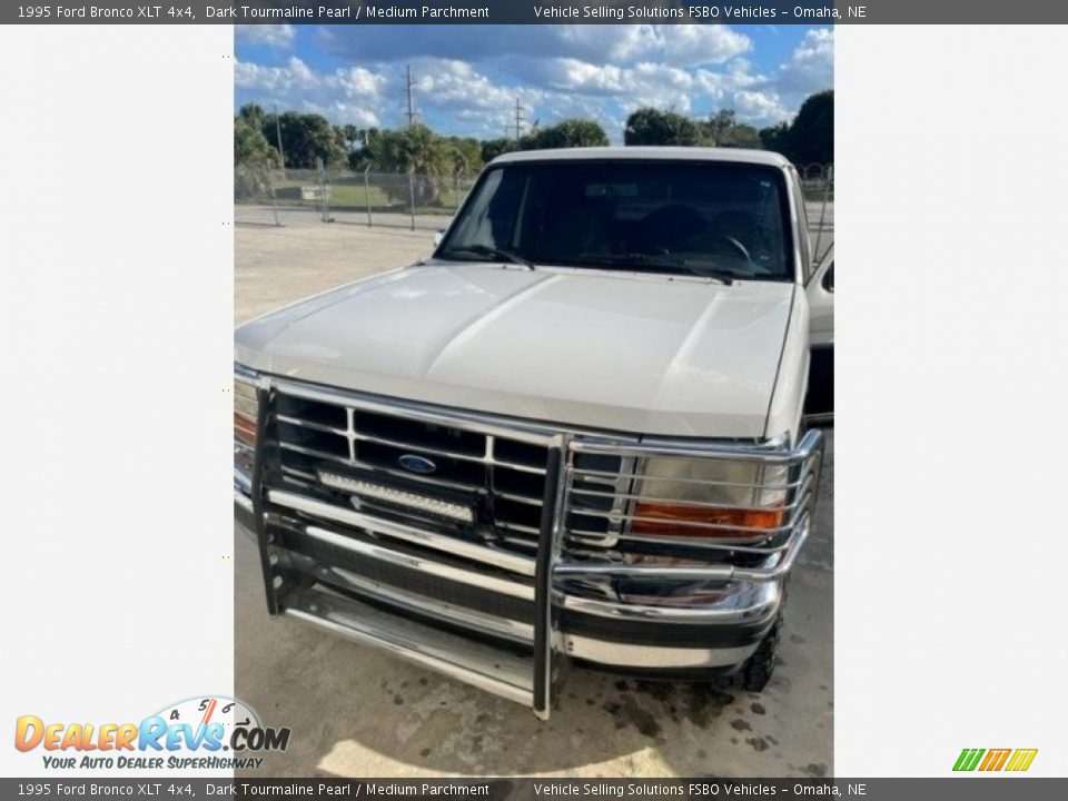 1995 Ford Bronco XLT 4x4 Dark Tourmaline Pearl / Medium Parchment Photo #7