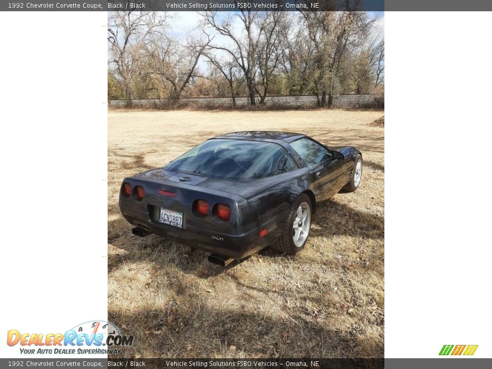 1992 Chevrolet Corvette Coupe Black / Black Photo #3