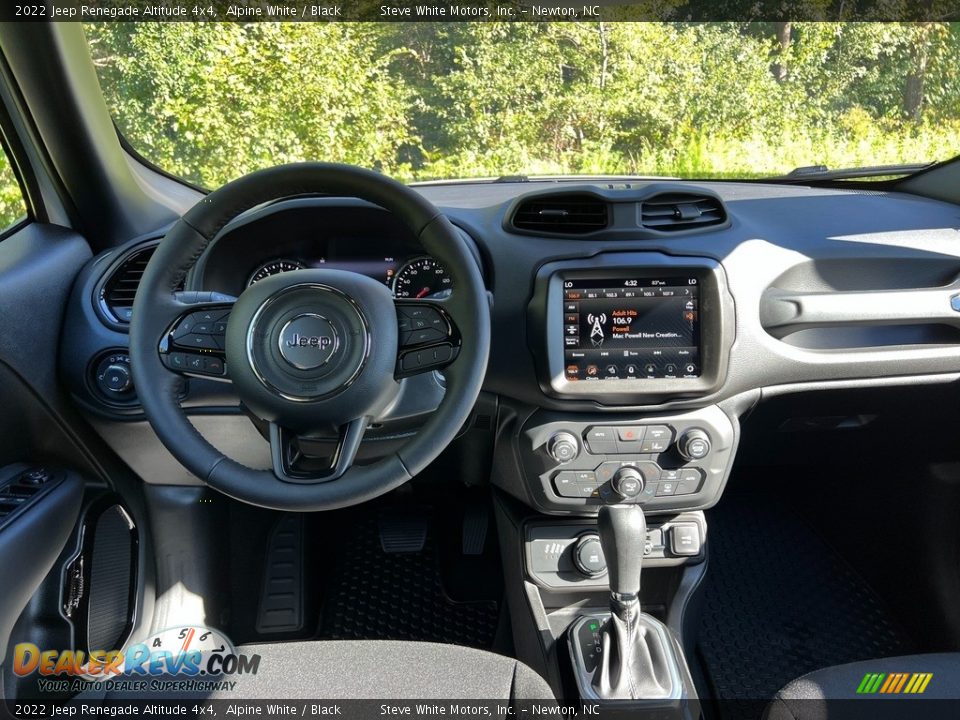 2022 Jeep Renegade Altitude 4x4 Alpine White / Black Photo #15