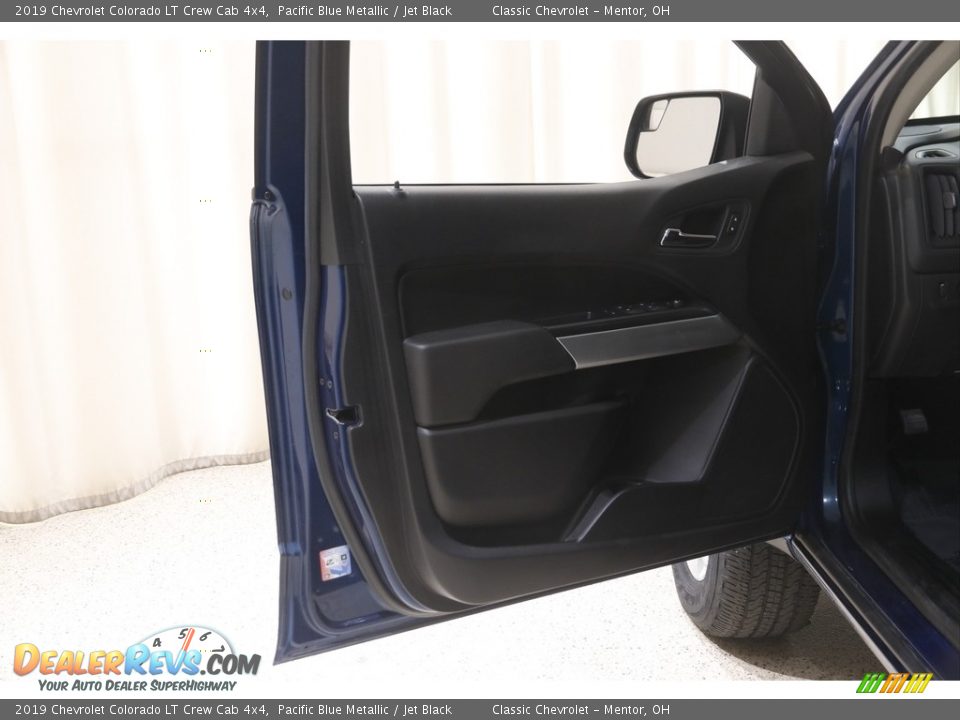 2019 Chevrolet Colorado LT Crew Cab 4x4 Pacific Blue Metallic / Jet Black Photo #4