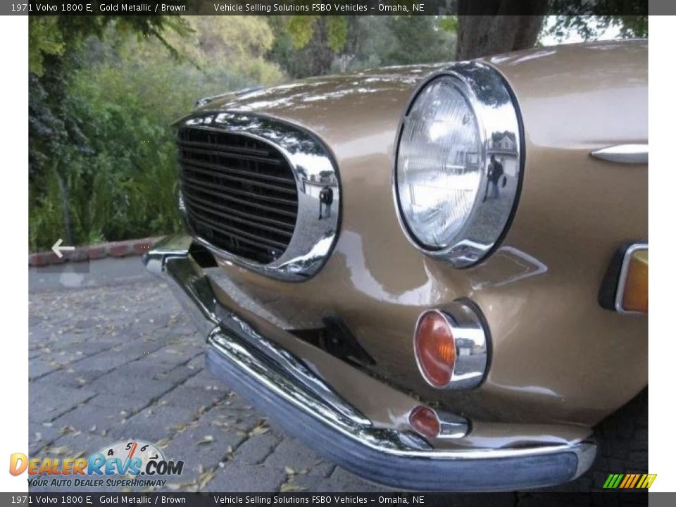 Gold Metallic 1971 Volvo 1800 E Photo #5