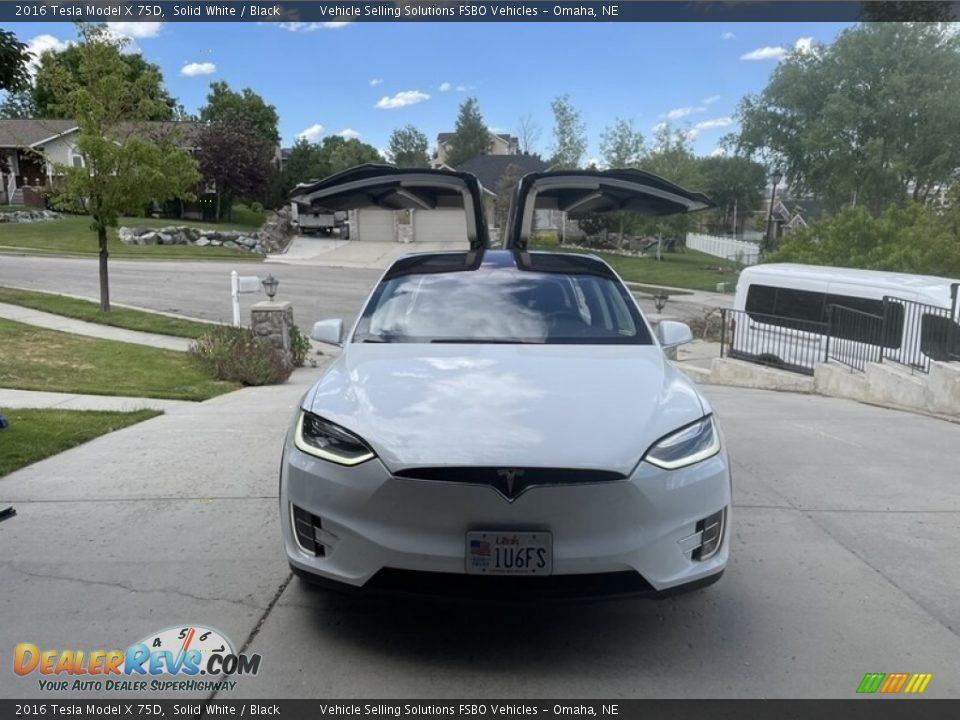 2016 Tesla Model X 75D Solid White / Black Photo #10