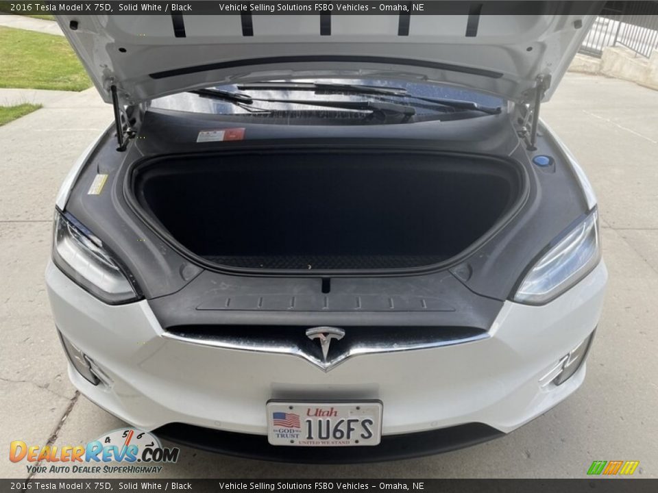 2016 Tesla Model X 75D Trunk Photo #20