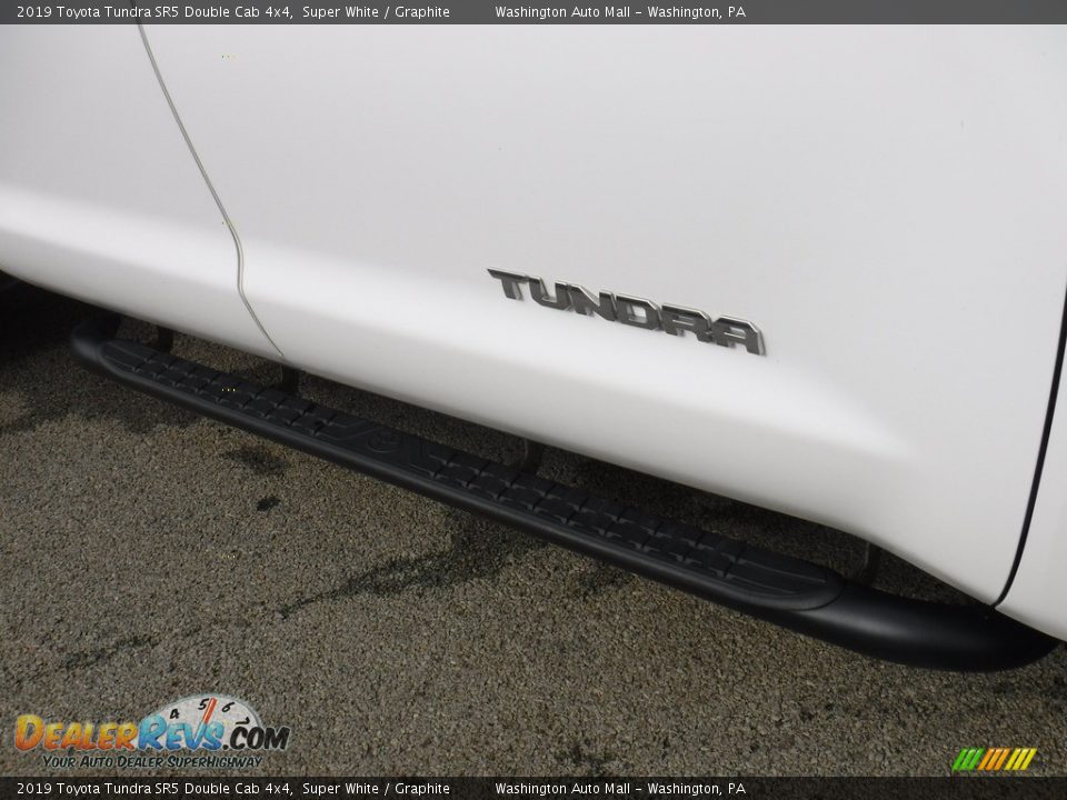 2019 Toyota Tundra SR5 Double Cab 4x4 Super White / Graphite Photo #12