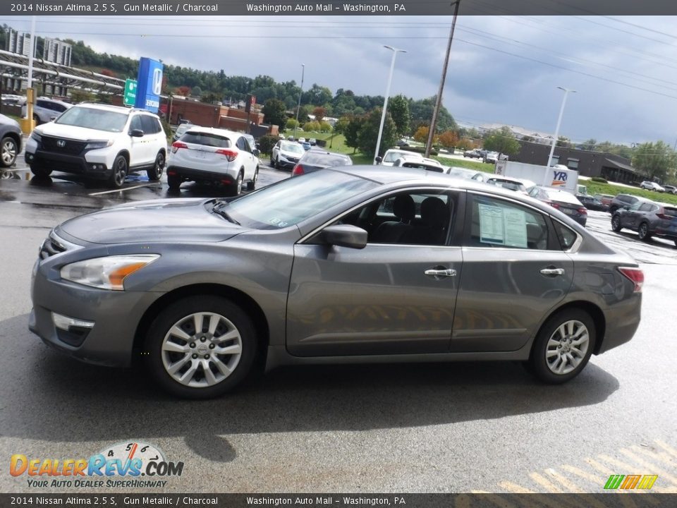 2014 Nissan Altima 2.5 S Gun Metallic / Charcoal Photo #6