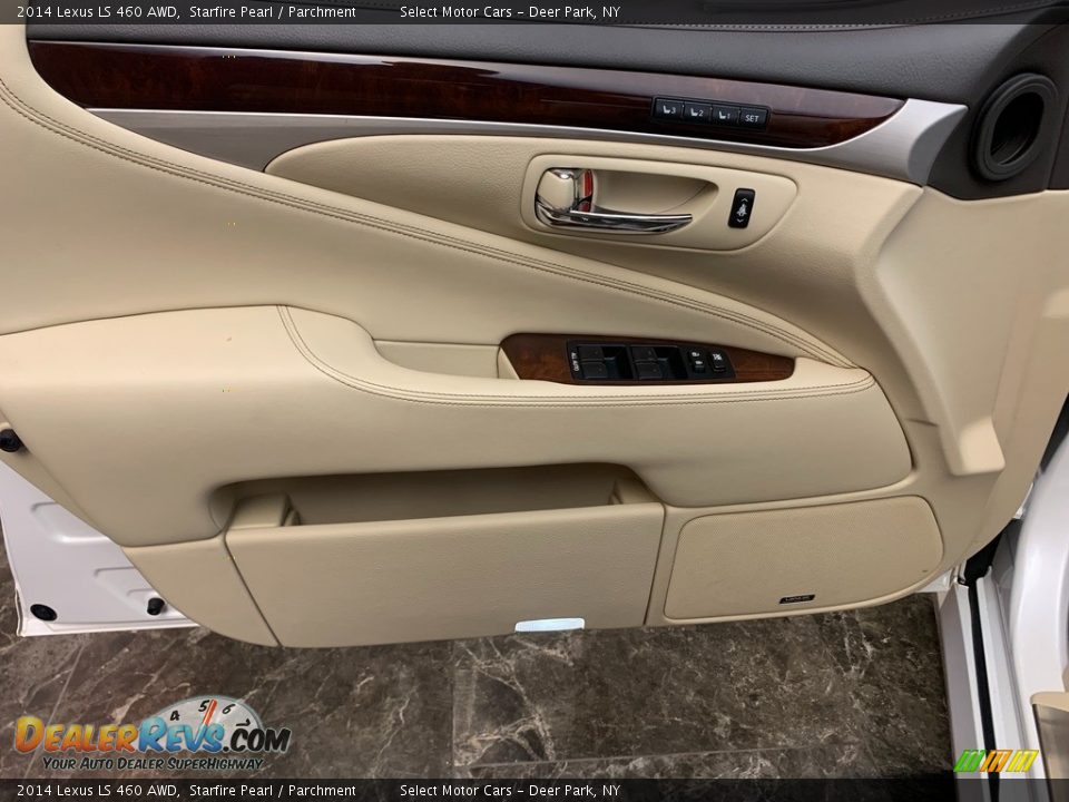 Door Panel of 2014 Lexus LS 460 AWD Photo #16