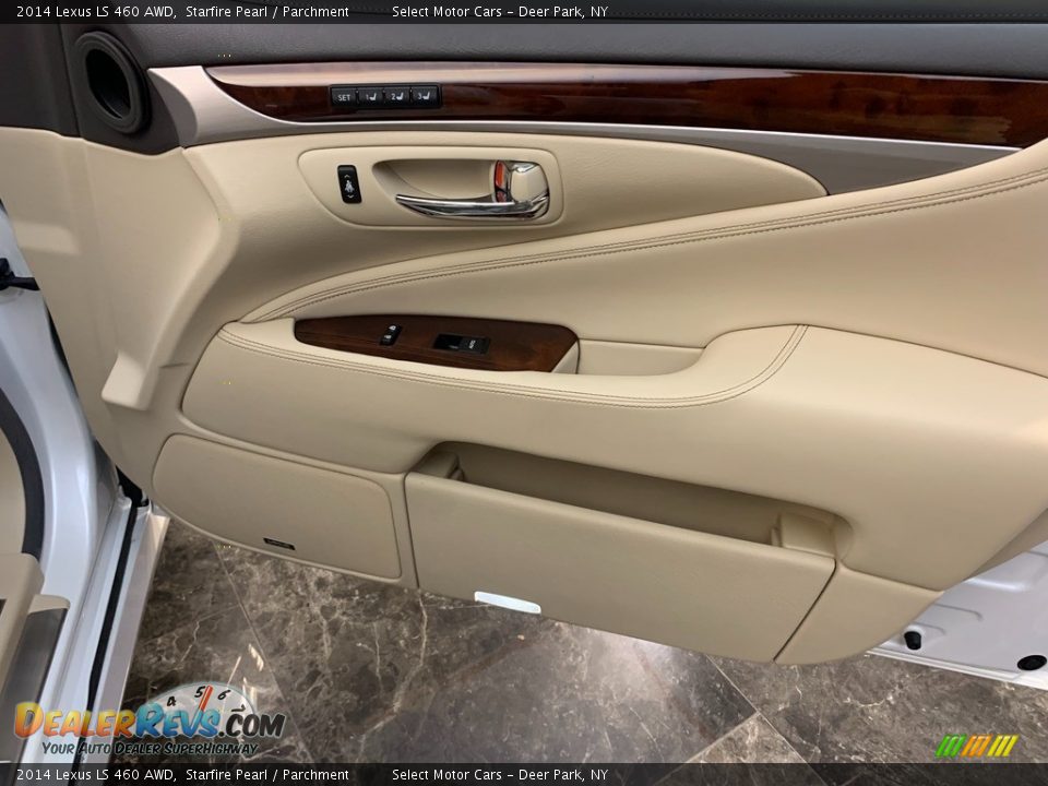 Door Panel of 2014 Lexus LS 460 AWD Photo #17