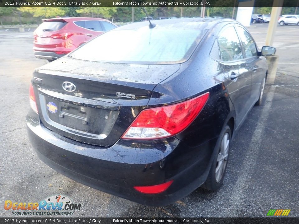 2013 Hyundai Accent GLS 4 Door Ultra Black / Gray Photo #4