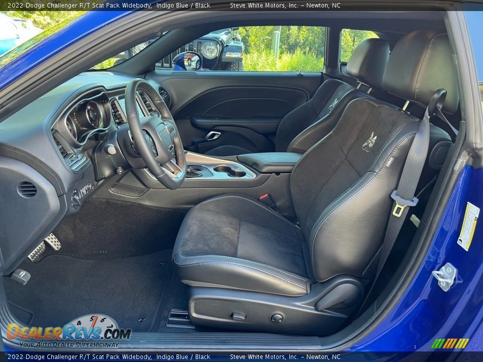 Front Seat of 2022 Dodge Challenger R/T Scat Pack Widebody Photo #11