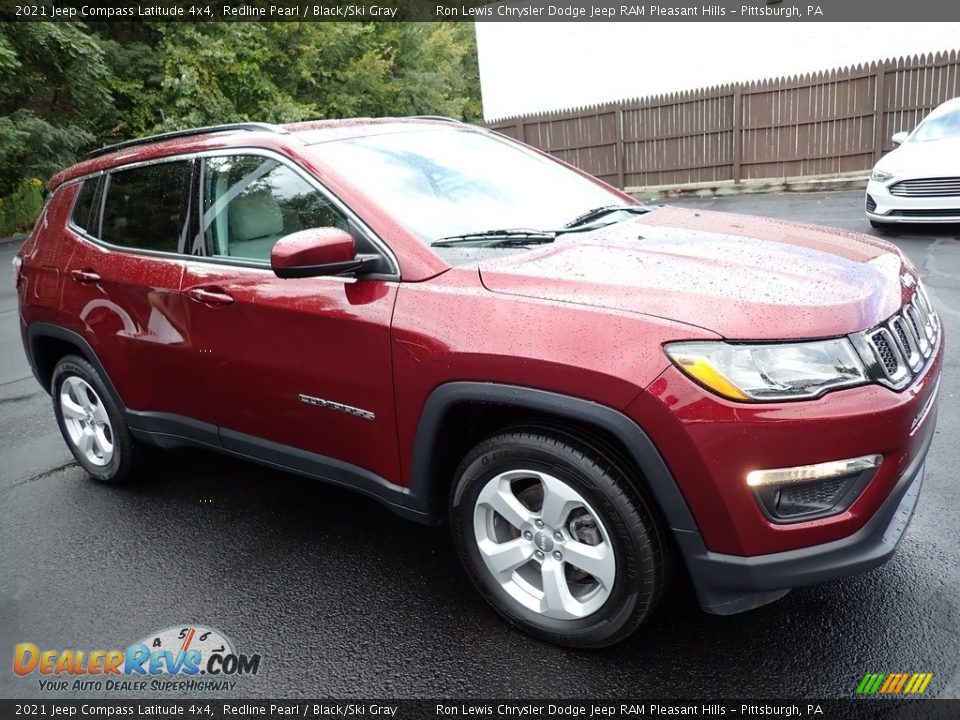 2021 Jeep Compass Latitude 4x4 Redline Pearl / Black/Ski Gray Photo #8