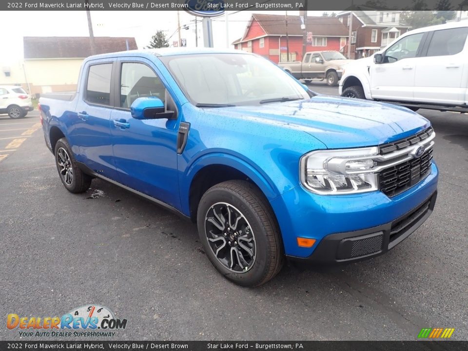 Front 3/4 View of 2022 Ford Maverick Lariat Hybrid Photo #7