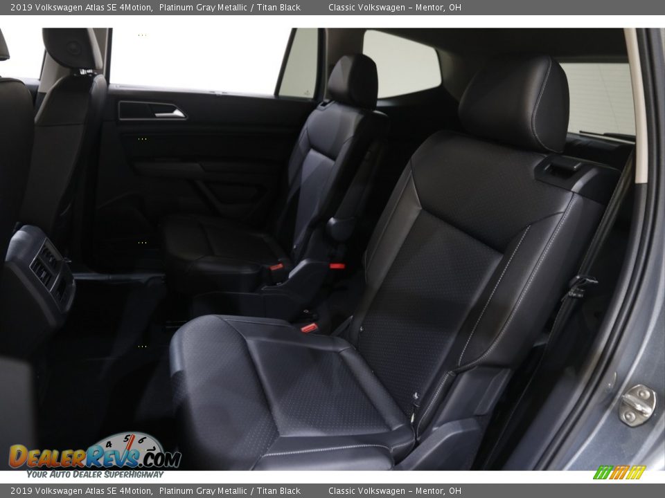 2019 Volkswagen Atlas SE 4Motion Platinum Gray Metallic / Titan Black Photo #16