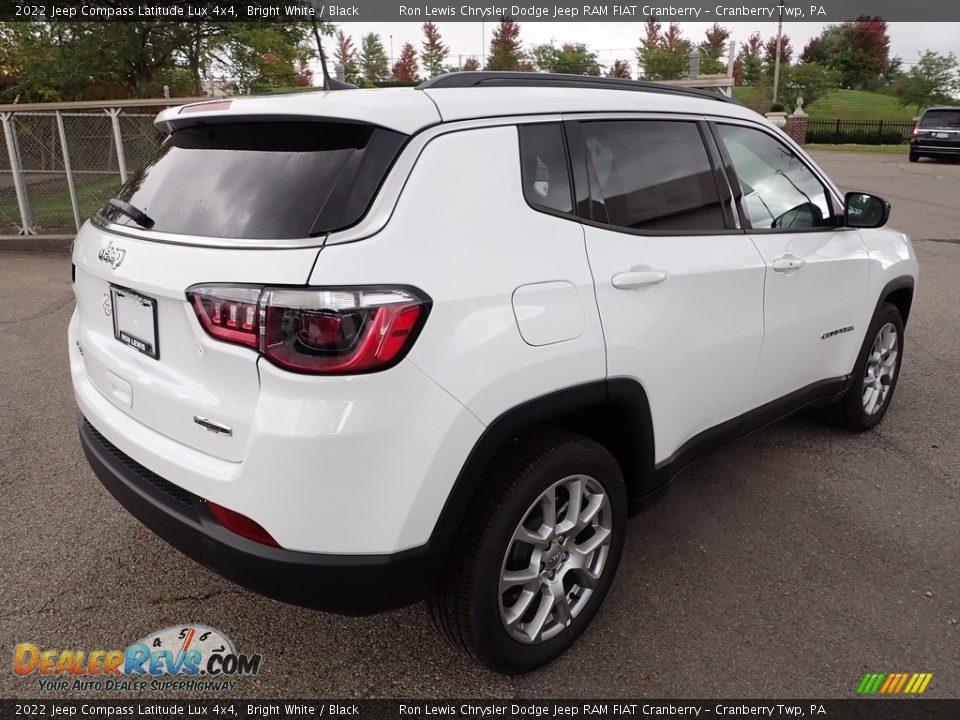 2022 Jeep Compass Latitude Lux 4x4 Bright White / Black Photo #5