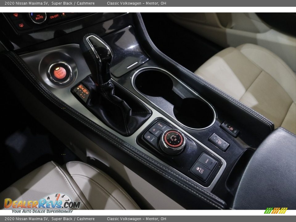 2020 Nissan Maxima SV Shifter Photo #16