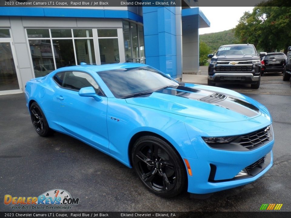 Front 3/4 View of 2023 Chevrolet Camaro LT1 Coupe Photo #6