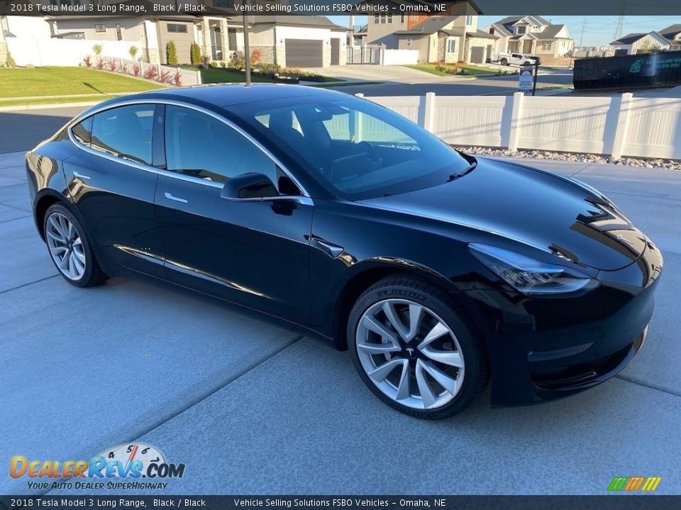 Front 3/4 View of 2018 Tesla Model 3 Long Range Photo #1