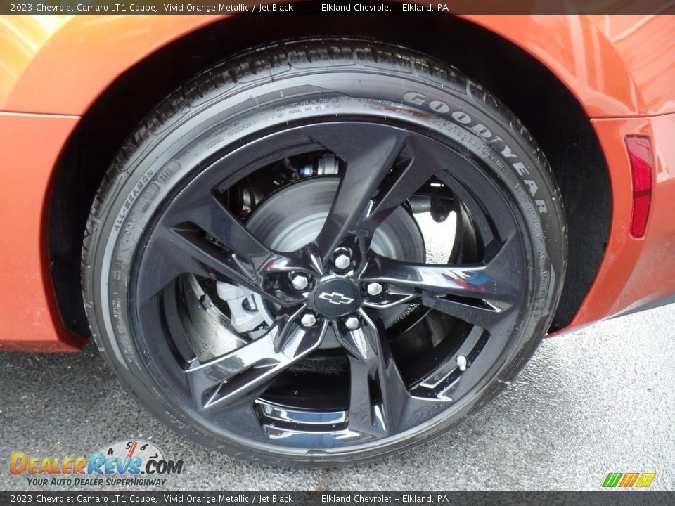 2023 Chevrolet Camaro LT1 Coupe Wheel Photo #13