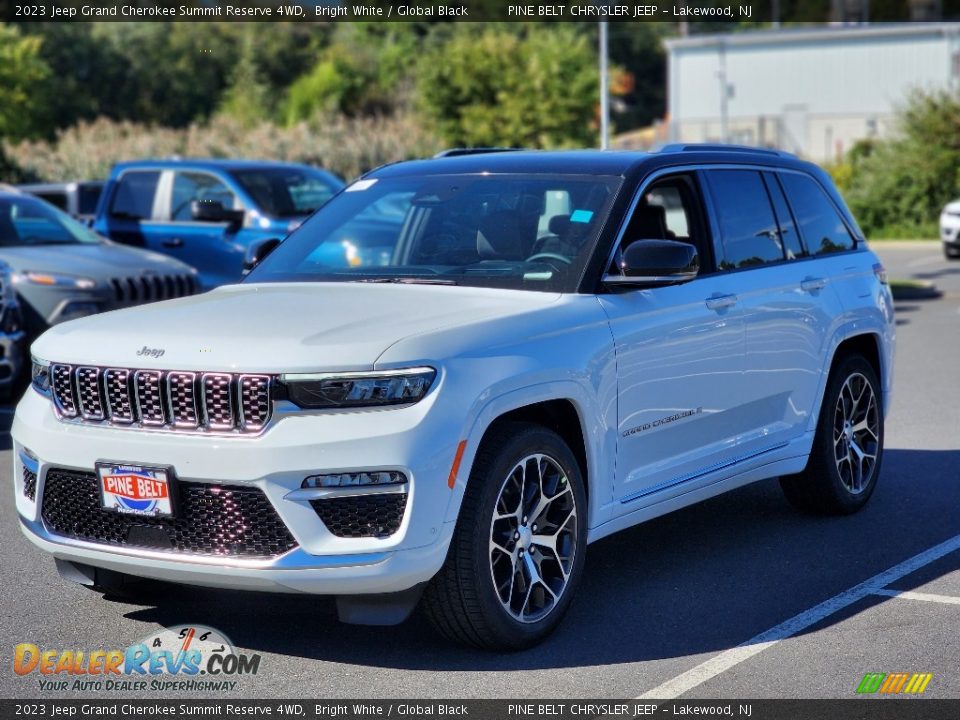 2023 Jeep Grand Cherokee Summit Reserve 4WD Bright White / Global Black Photo #1