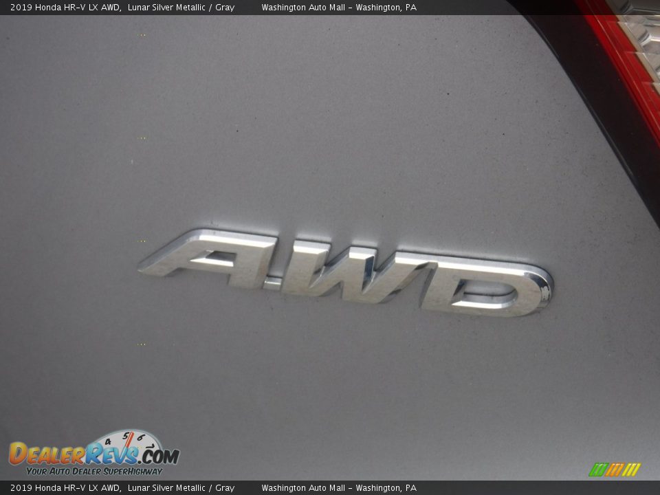 2019 Honda HR-V LX AWD Lunar Silver Metallic / Gray Photo #9