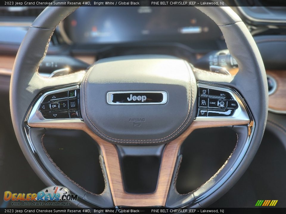 2023 Jeep Grand Cherokee Summit Reserve 4WD Bright White / Global Black Photo #11