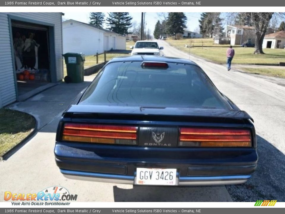 1986 Pontiac Firebird Coupe Dark Blue Metallic / Grey Photo #2
