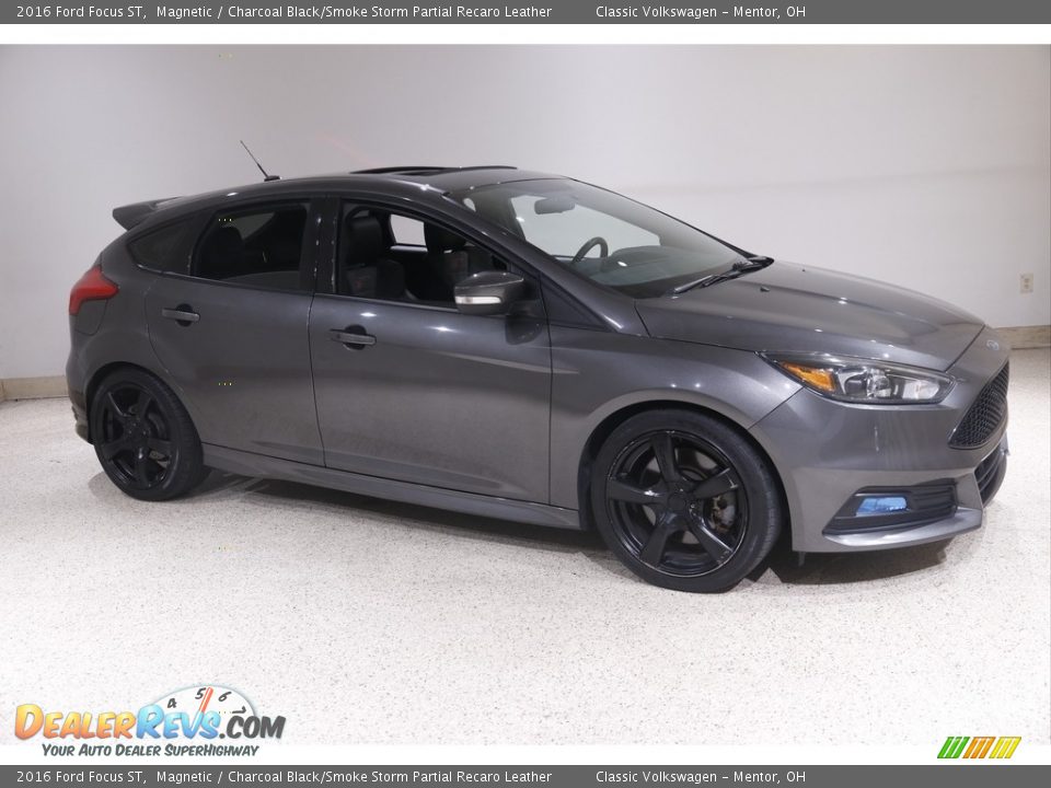 2016 Ford Focus ST Magnetic / Charcoal Black/Smoke Storm Partial Recaro Leather Photo #1