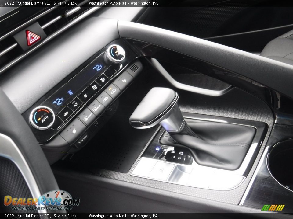 2022 Hyundai Elantra SEL Silver / Black Photo #14