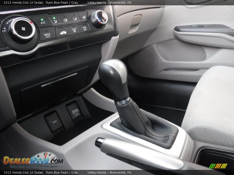 2013 Honda Civic LX Sedan Shifter Photo #24